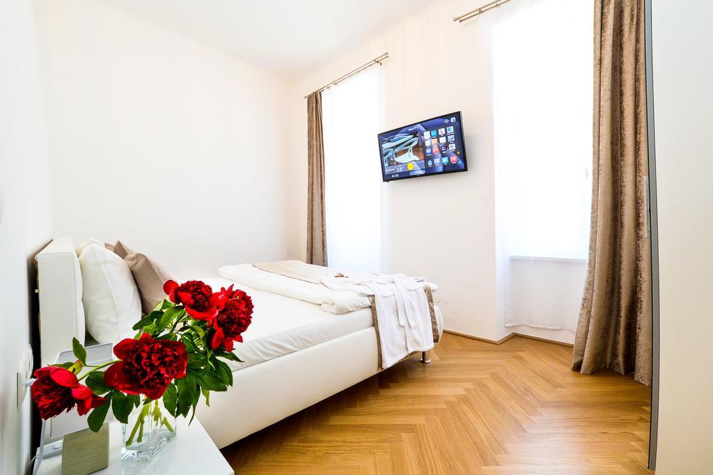 Galerie 18 Apartments Виена Екстериор снимка