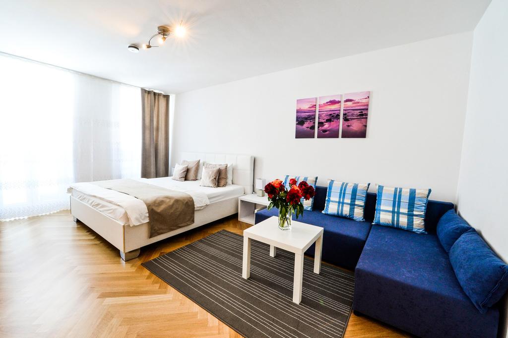 Galerie 18 Apartments Виена Екстериор снимка