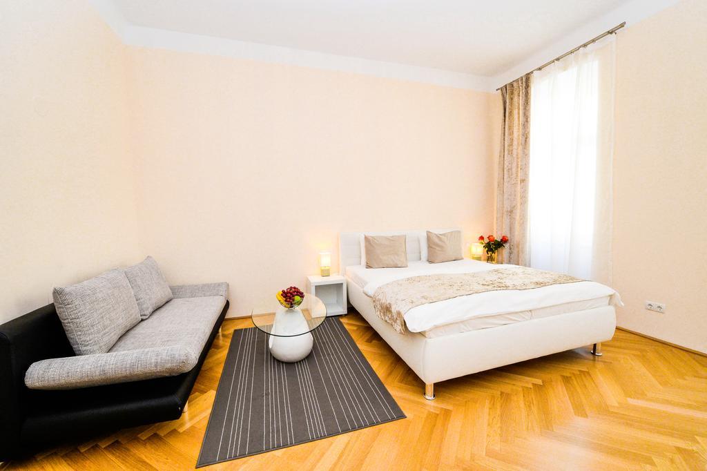 Galerie 18 Apartments Виена Екстериор снимка