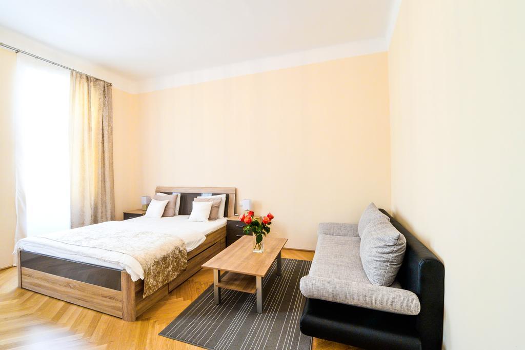 Galerie 18 Apartments Виена Екстериор снимка